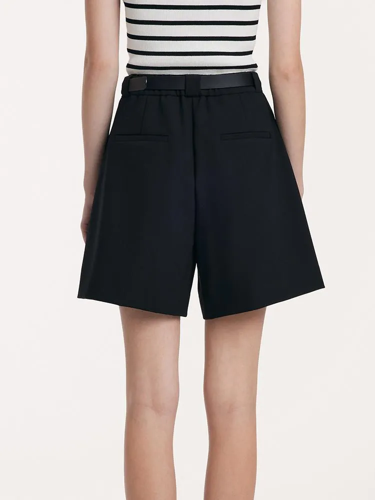 Black Loose A-Line Shorts With Belt