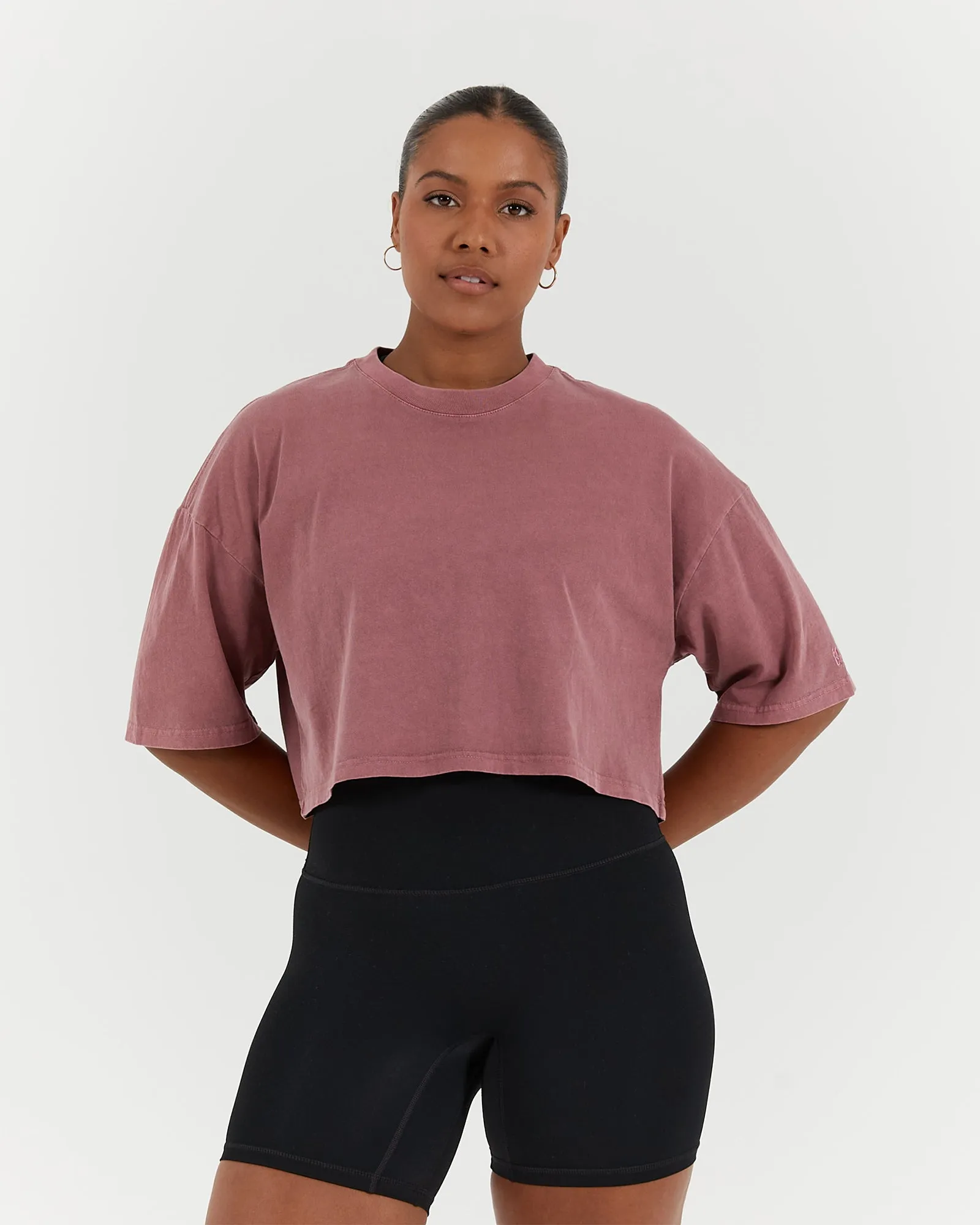 ESSENTIALS CROPPED TEE - FADED BERRY