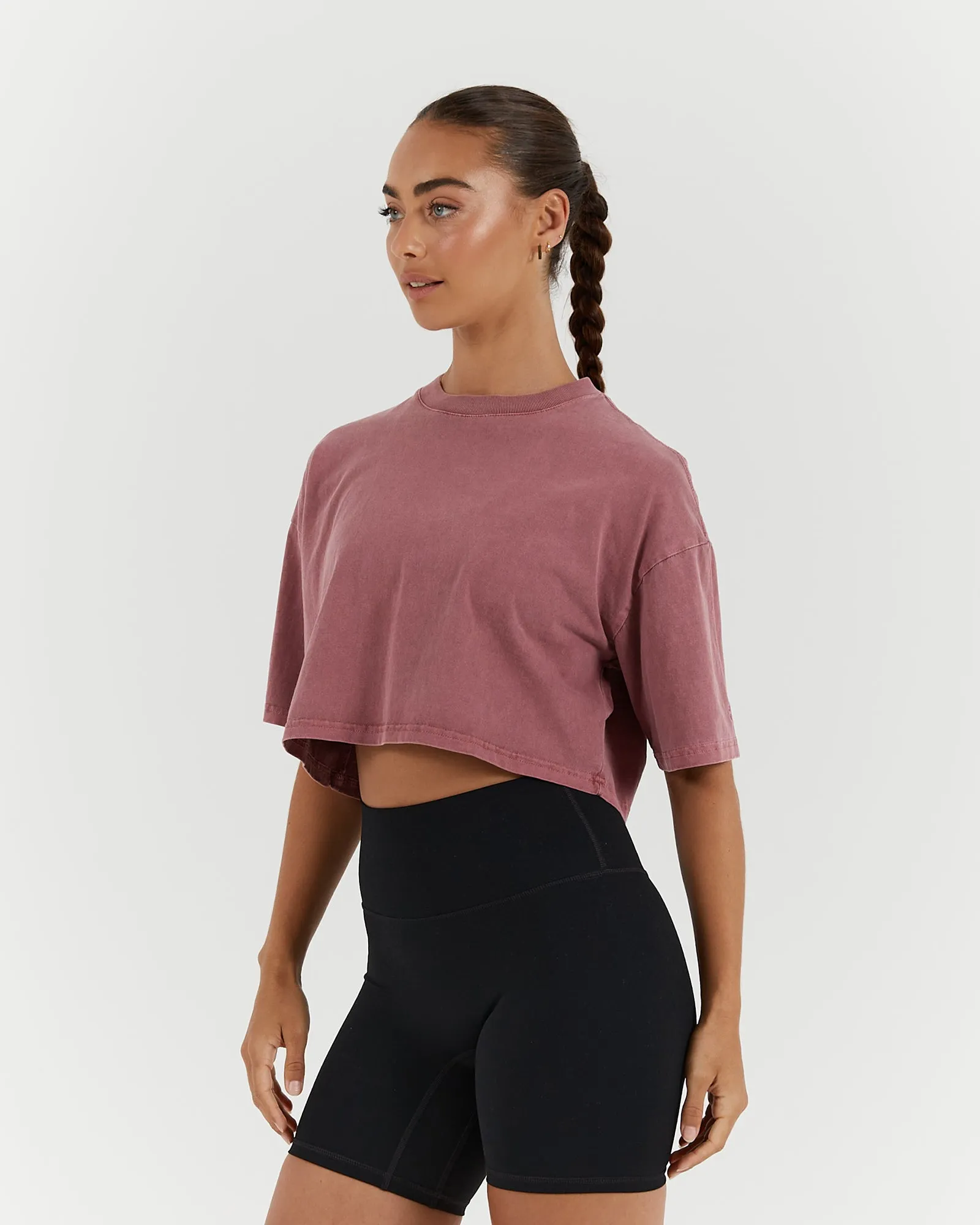 ESSENTIALS CROPPED TEE - FADED BERRY