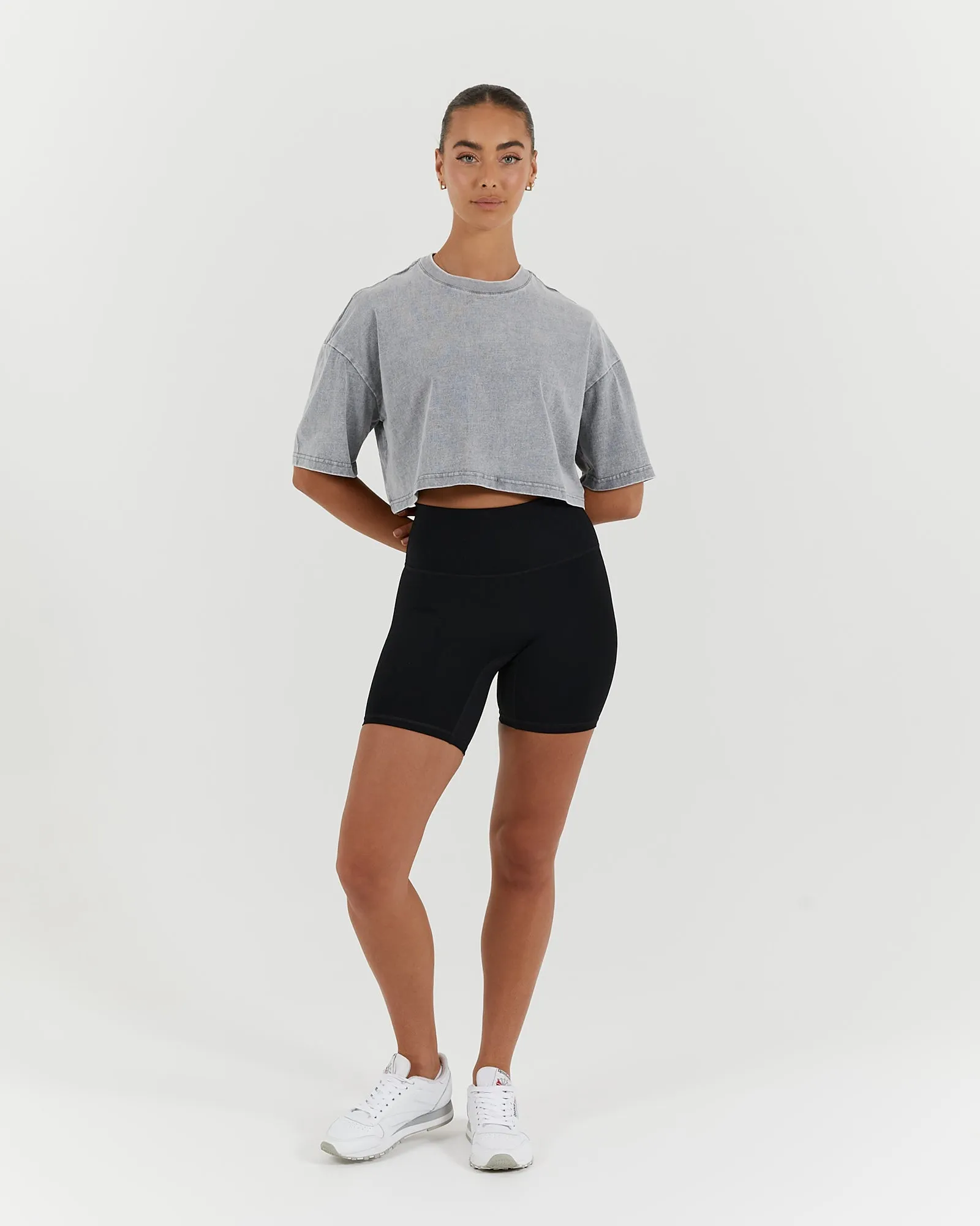 ESSENTIALS CROPPED TEE - FADED GREY