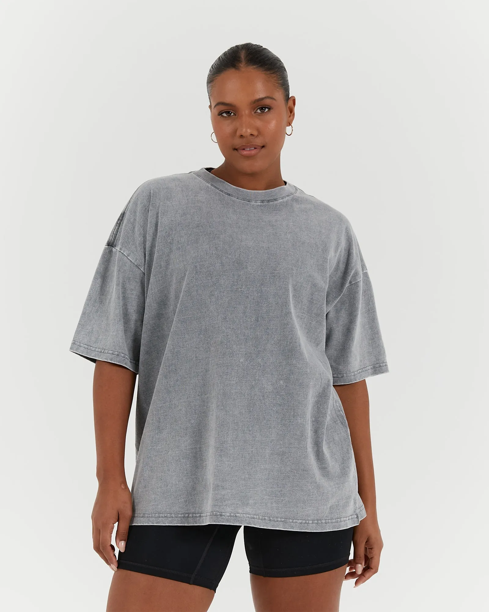 ESSENTIALS TEE - FADED GREY