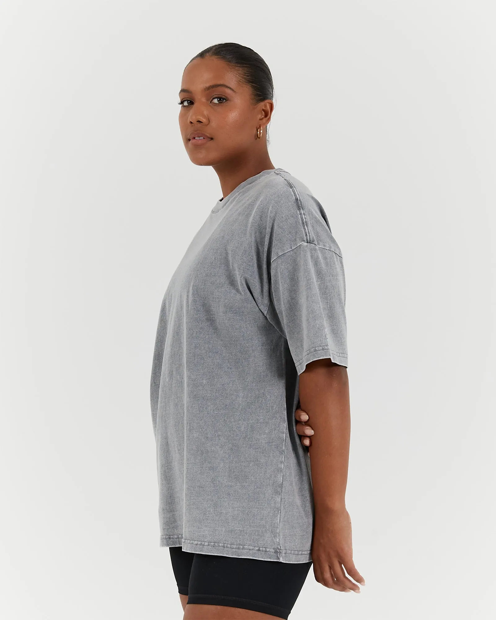 ESSENTIALS TEE - FADED GREY