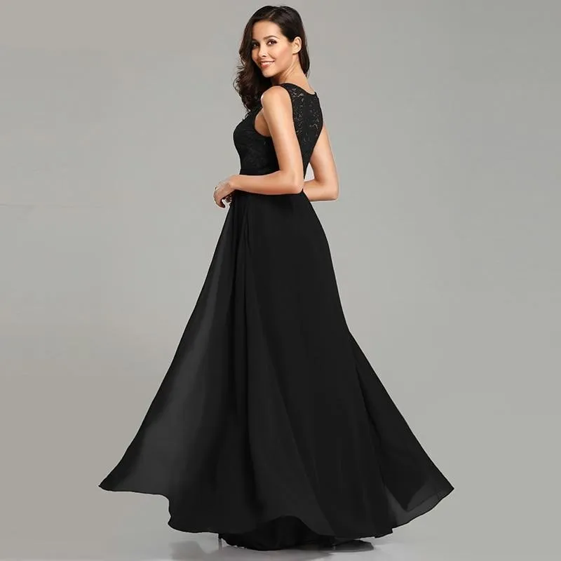 Gorgeous Formal Round Neck Lace Long Party Dress