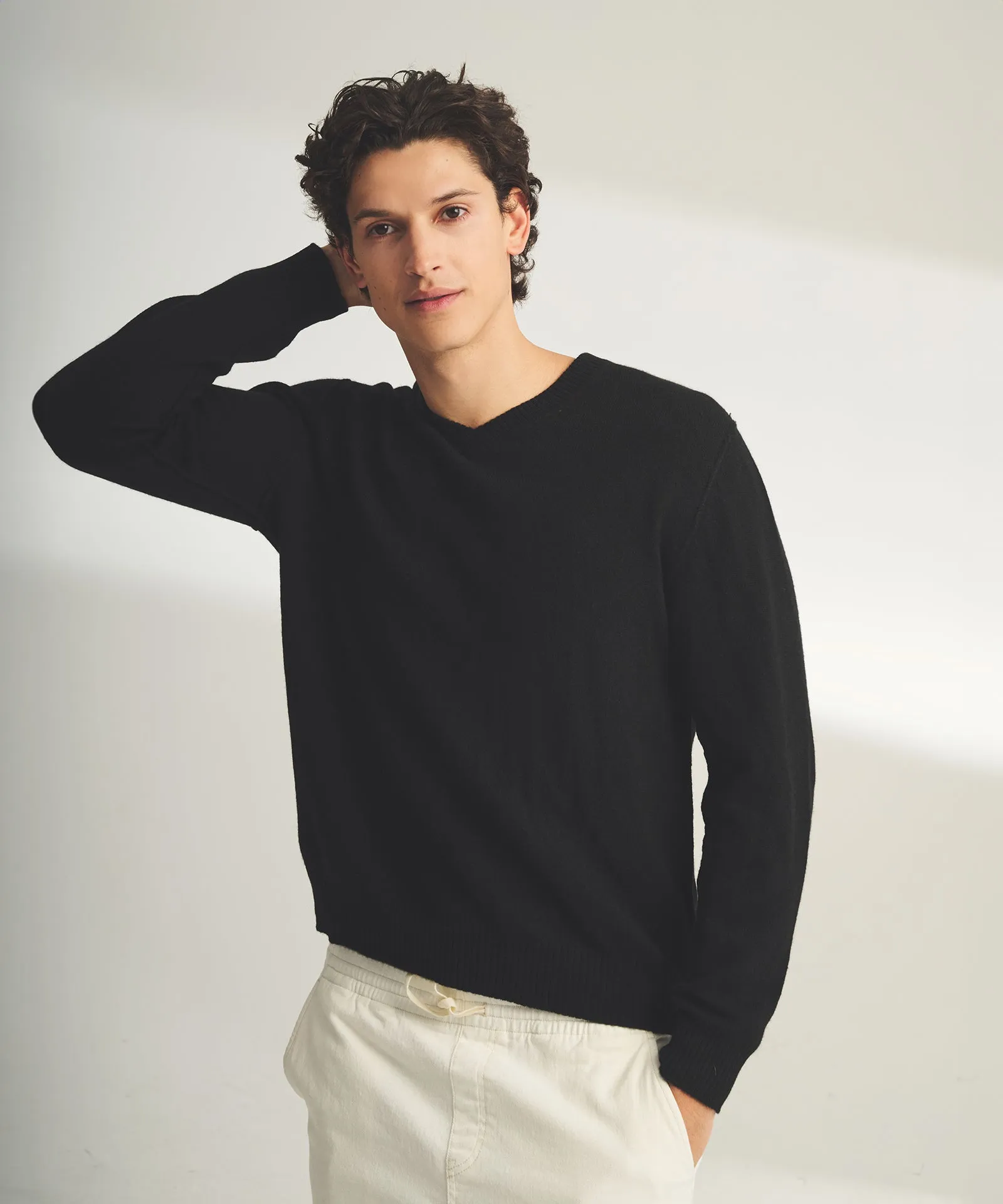 Lightweight Reversible Cashmere V-Neck Sweater