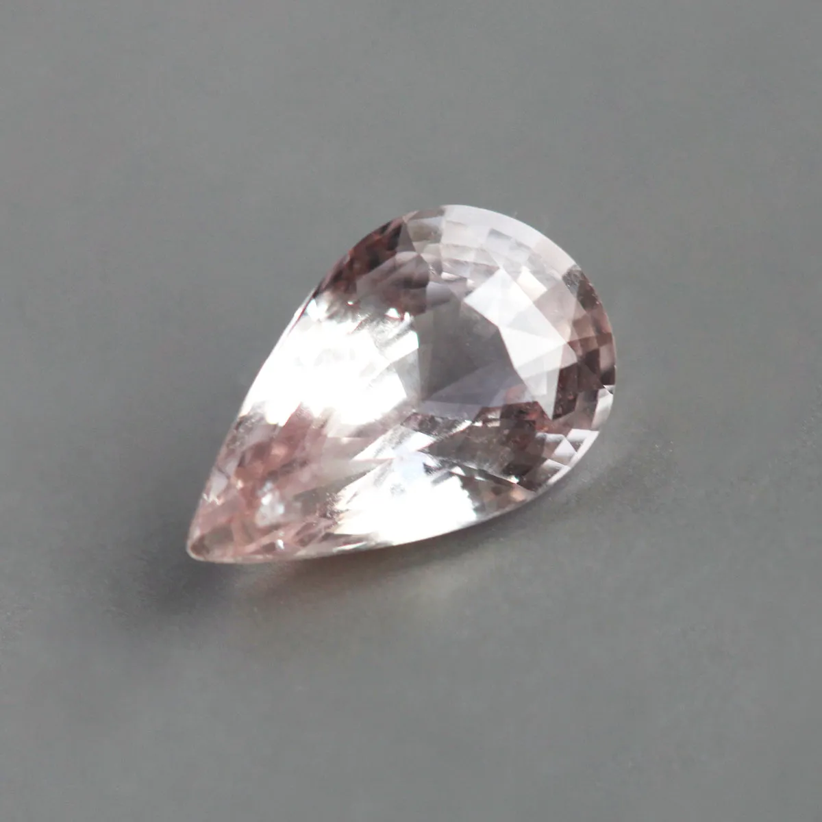 Loose 2.55 Ct Pear Peach Pink Sapphire