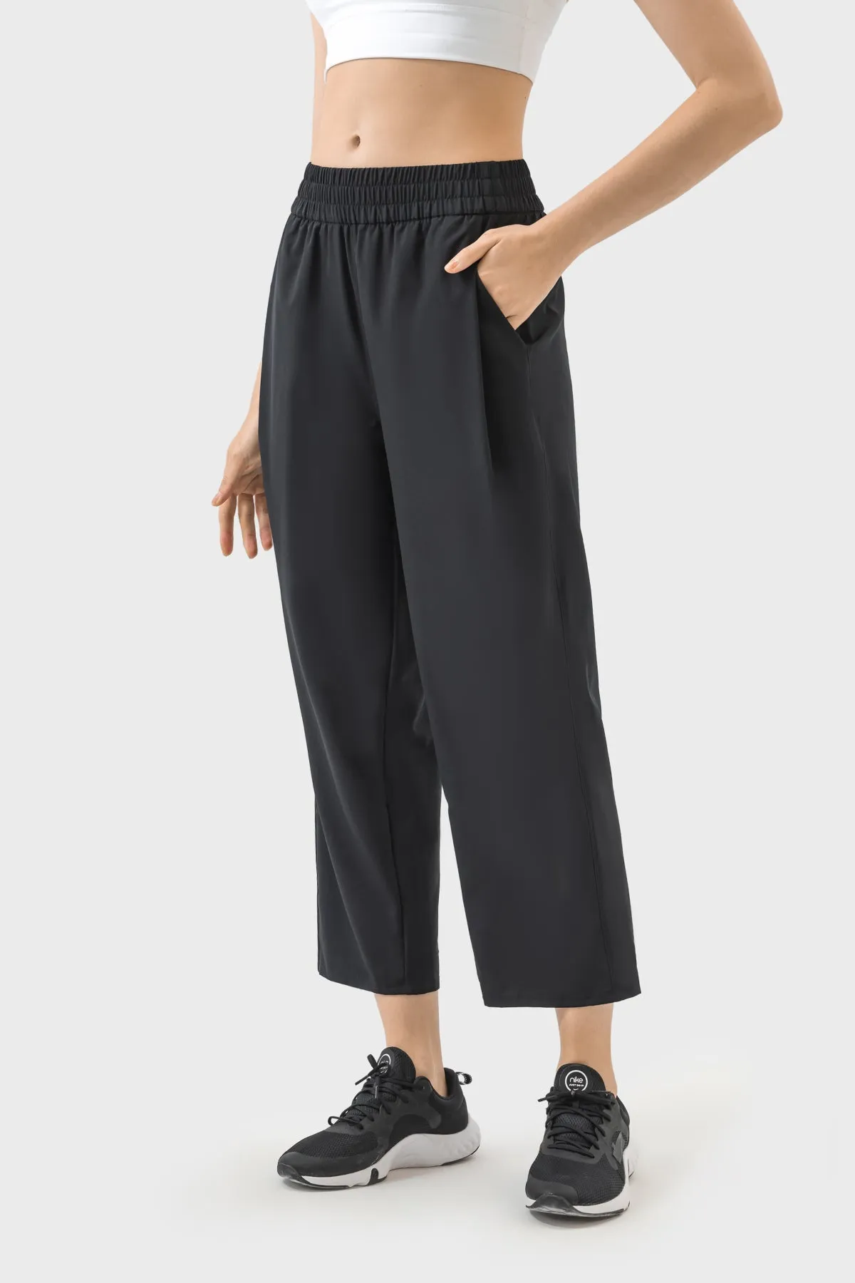 Loose Fit Quick-Dry Cropped Sports Pants