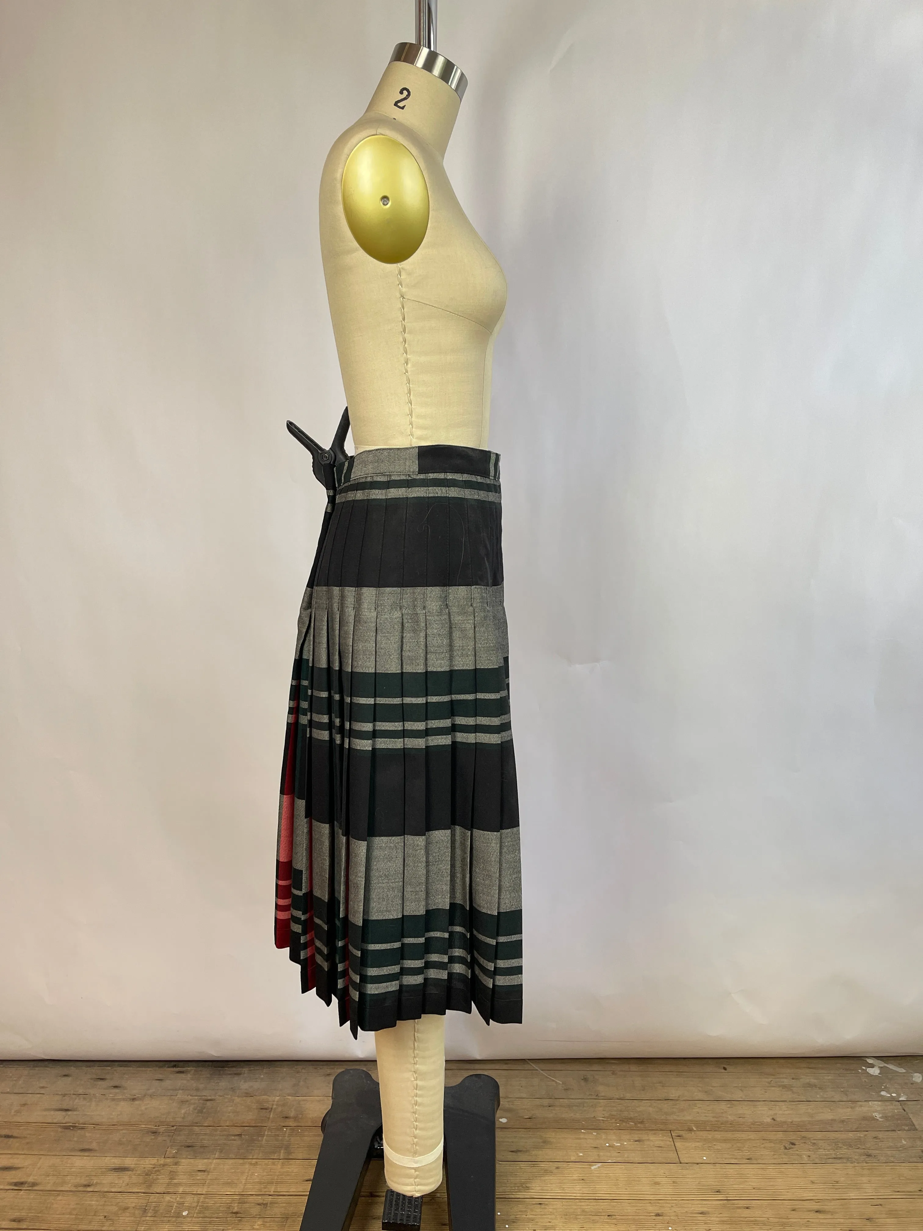 Pendleton Plaid Skirt (10/L)