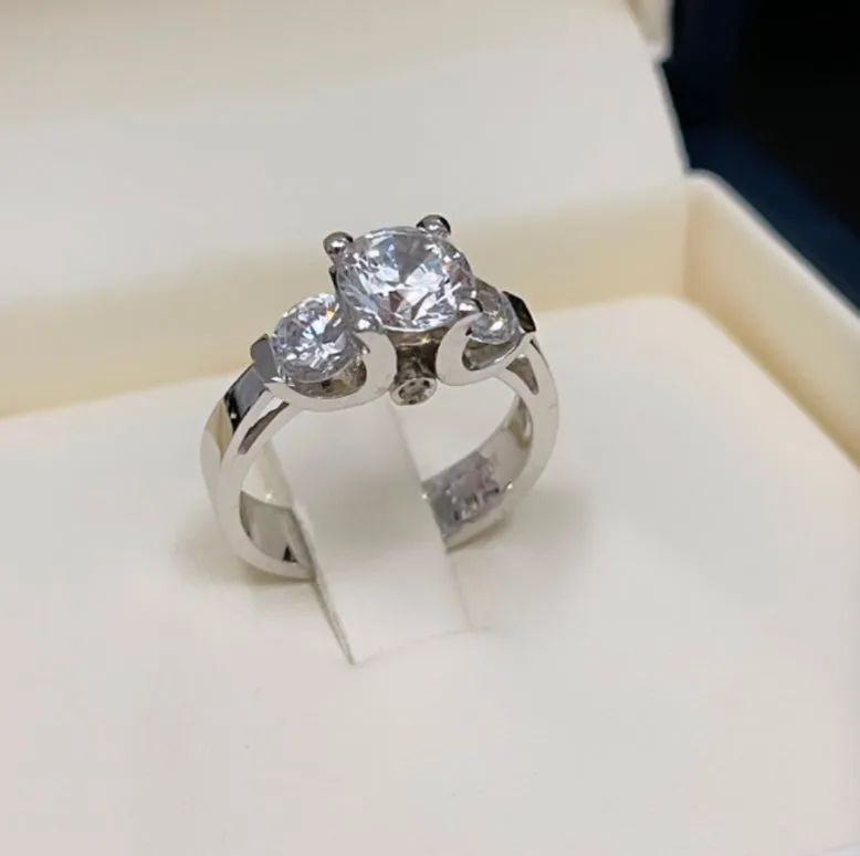 Roxy engagement ring ZER057