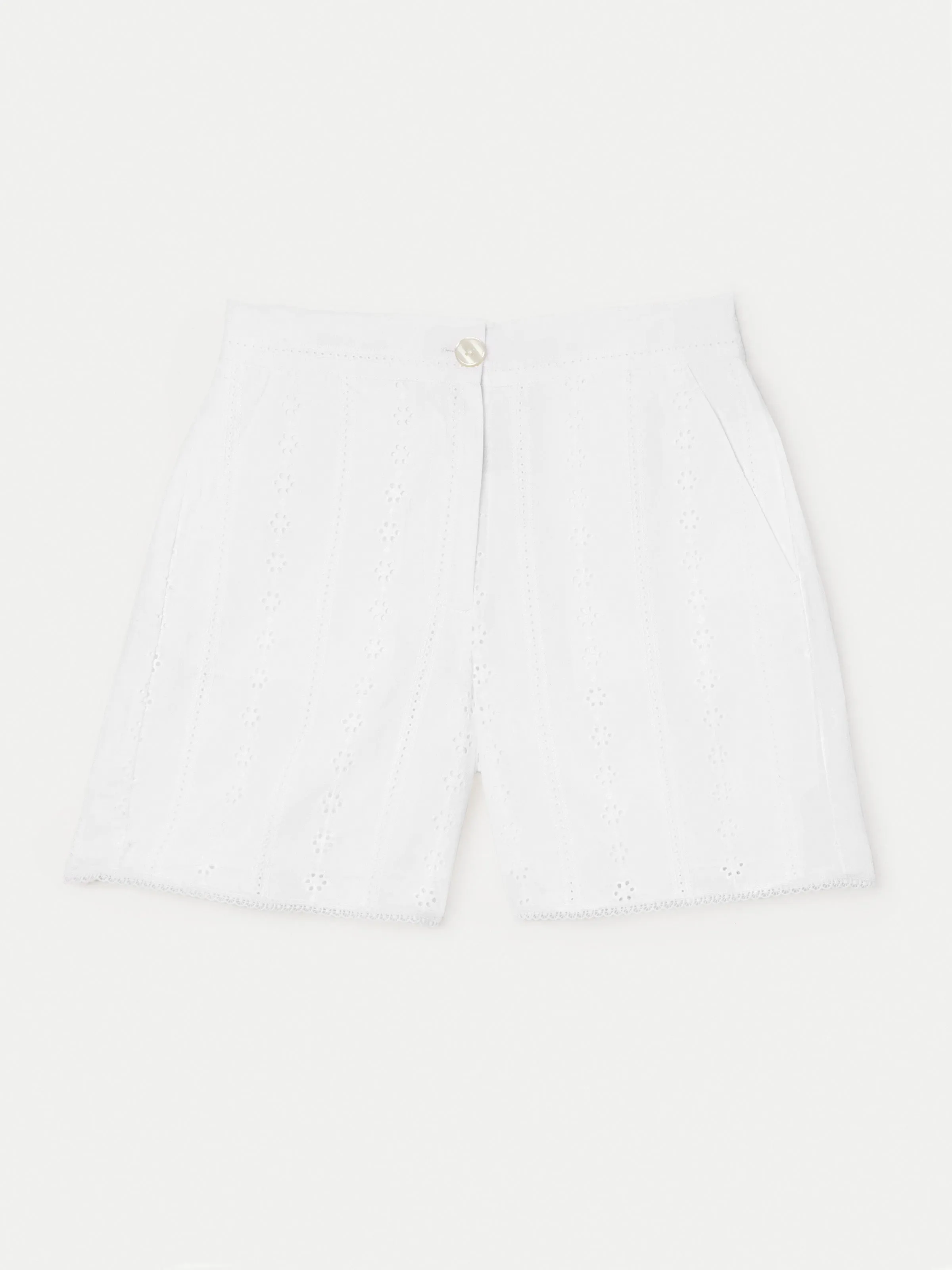 The Annie Pull On Loose Short in White